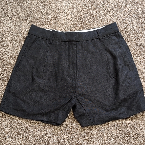 Aritzia Black Women's Shorts - Picture 2 of 9